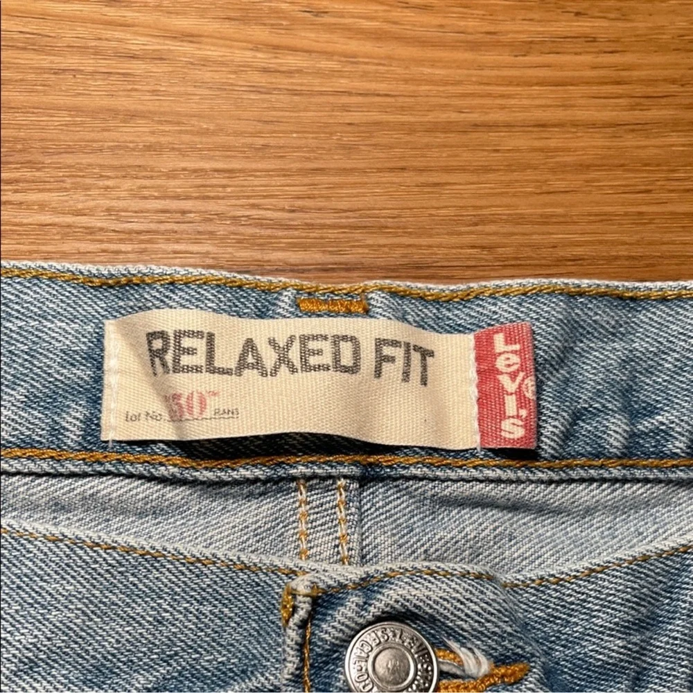 Vintage Levi's Light Blue 550 Relaxed Men's Jeans 40x29
